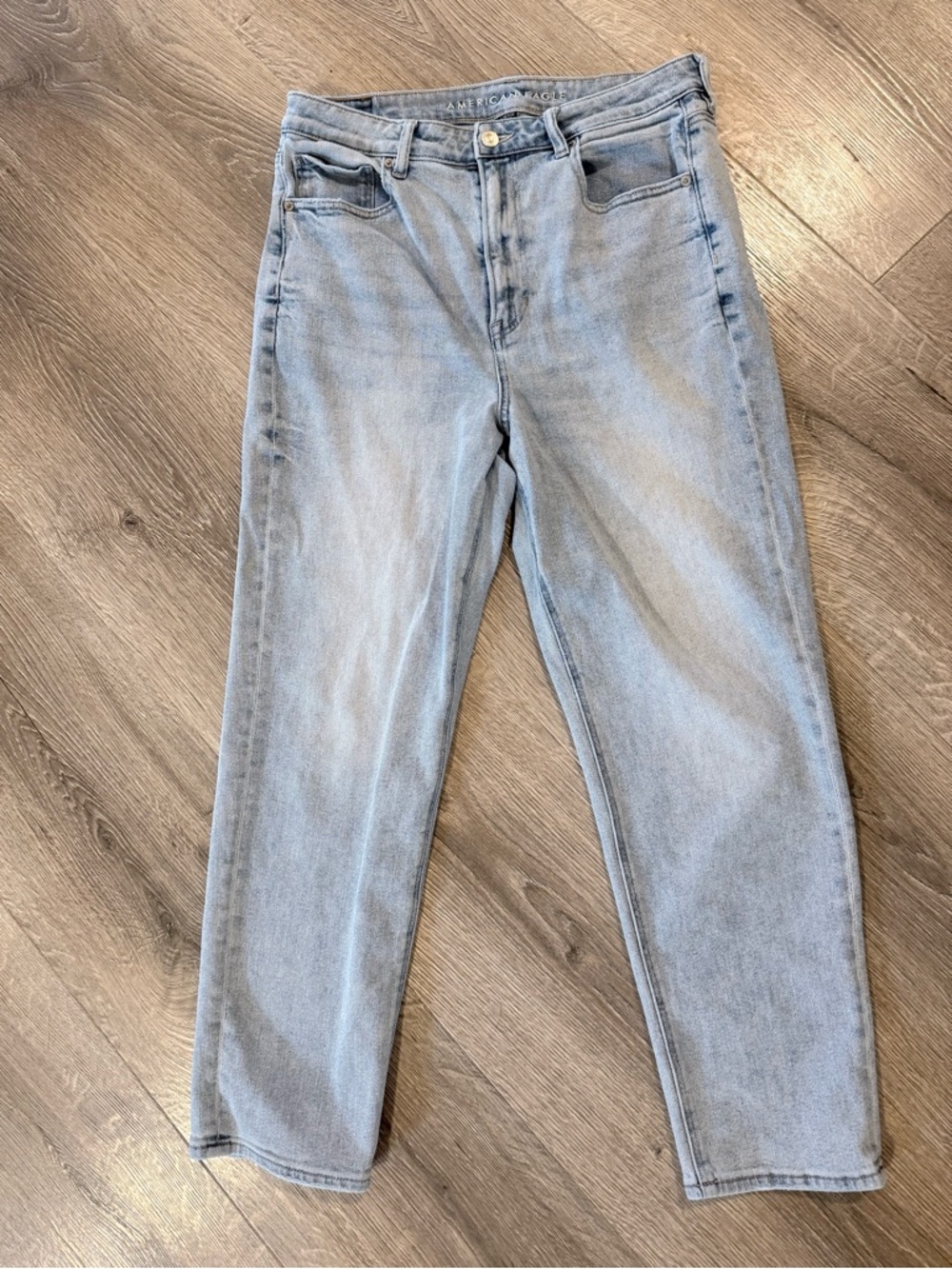 American Eagle Light Wash Blue High Rise Denim Jeans